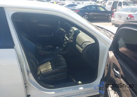 2018 Chrysler 300 300S z USA, uszkodzony, nr VIN 2C3CCABG8JH261396